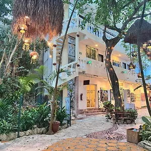 Ha Garden Gallery - 5th Avenue Playa del Carmen